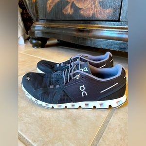 On Cloud Womens Running Slip on Shoe